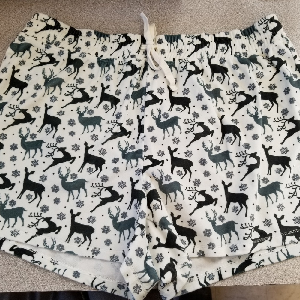 Flannel Lounge Shorts with Sleep Mask